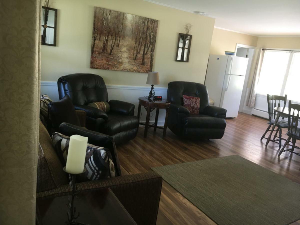 Suite with Lake View