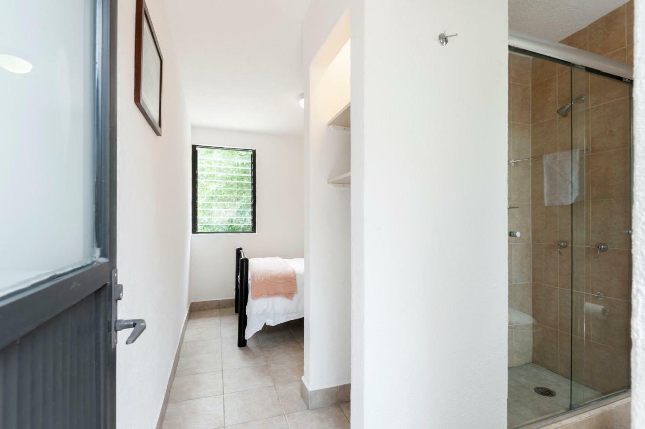Single Room Bathroom