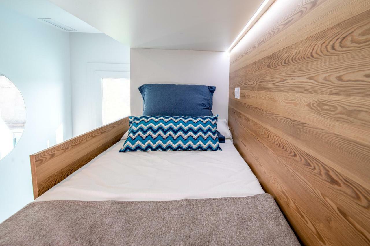 Apartment Front Sea View Bunk Bed