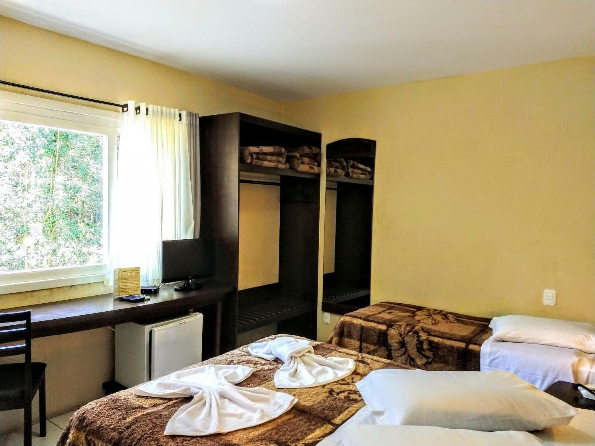 Luxury Triple Room,996159232:JPEG