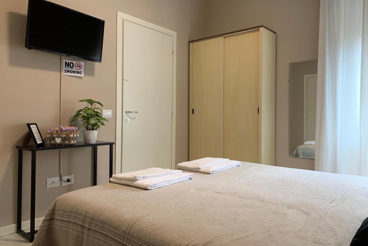 Double or Twin Room with Private Bathroom