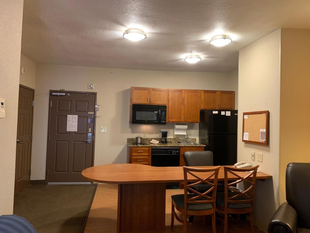 One-Bedroom Suite,970292449:JPEG