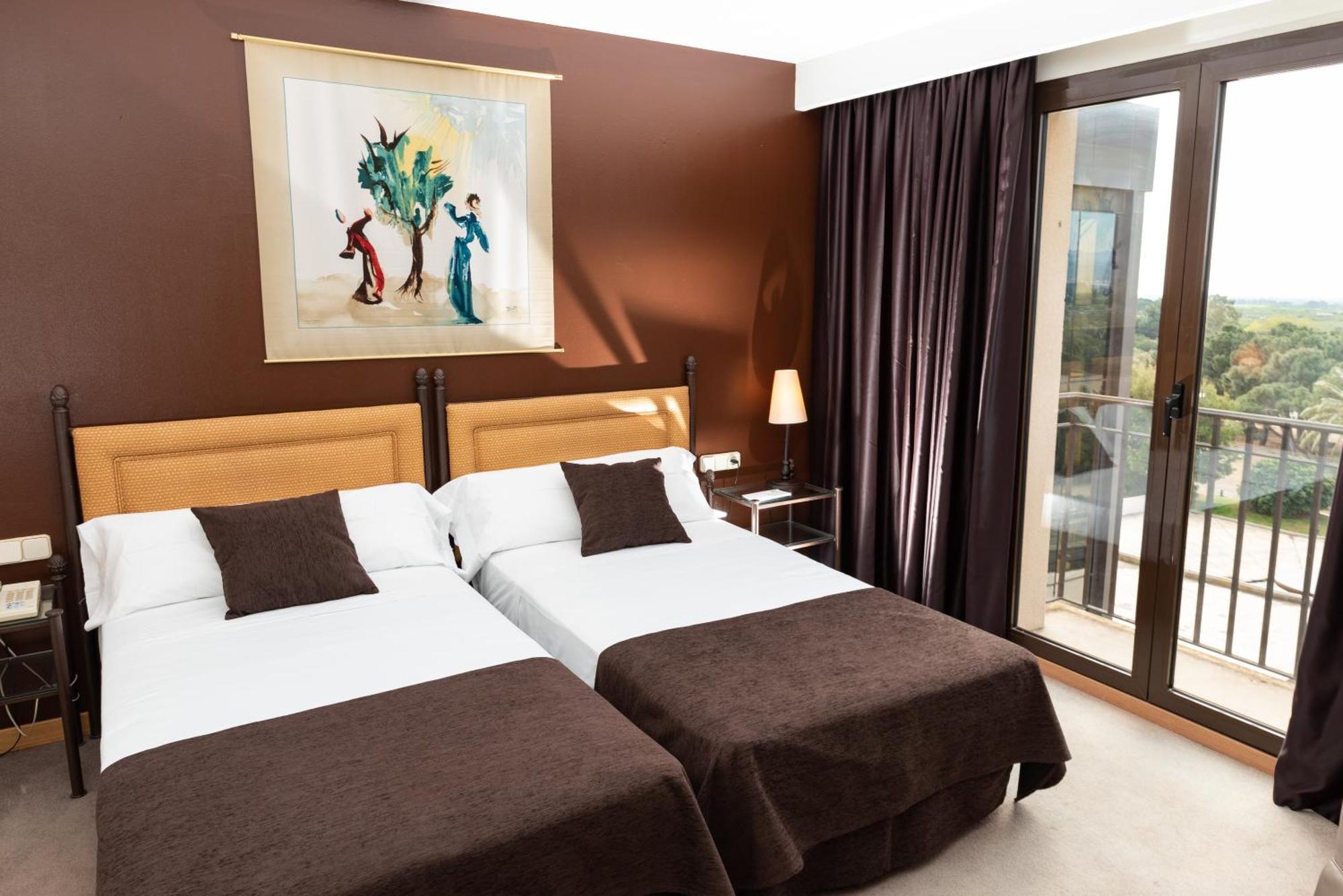 Double or Twin Room Balcony