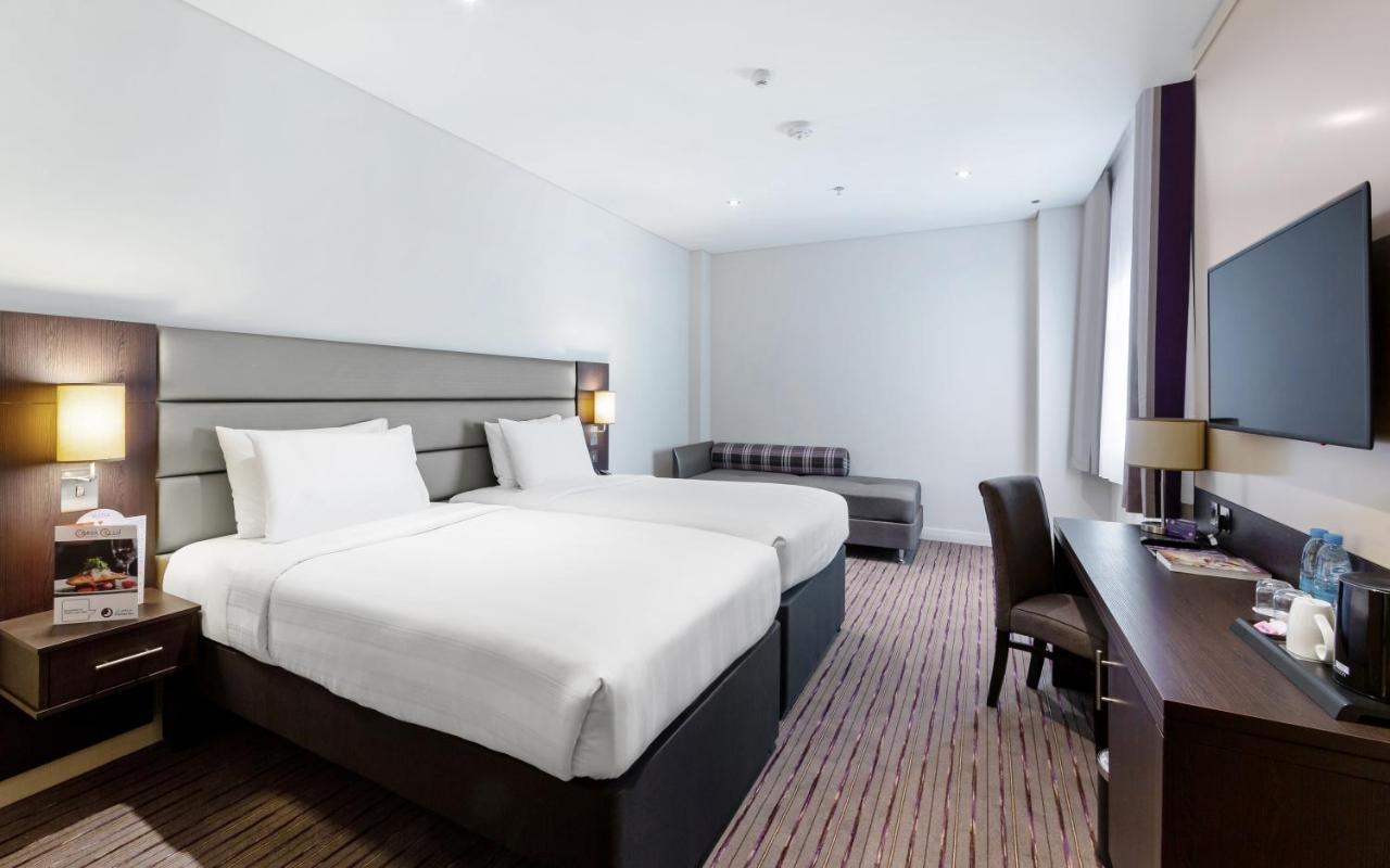 Smoking Twin Room