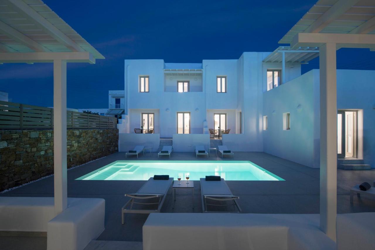 Apartment Pool View