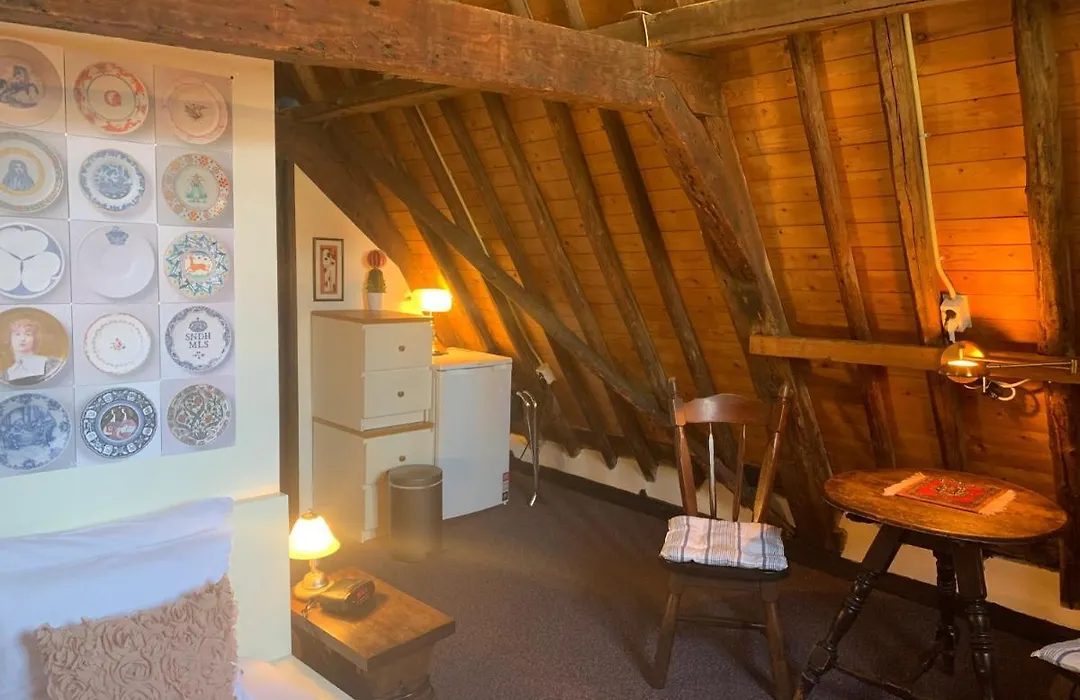 Amsterdam Central Guest House-1