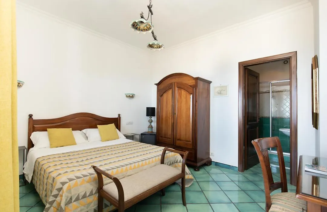 Monte Solaro Bed & Breakfast-1