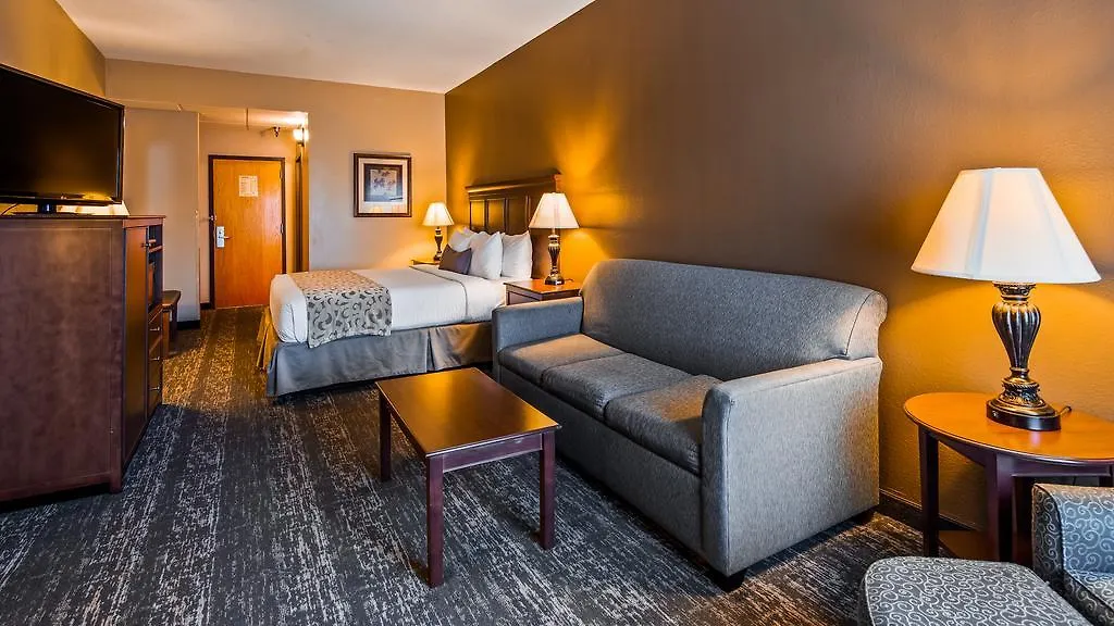 Best Western Golden Lion Hotel-1