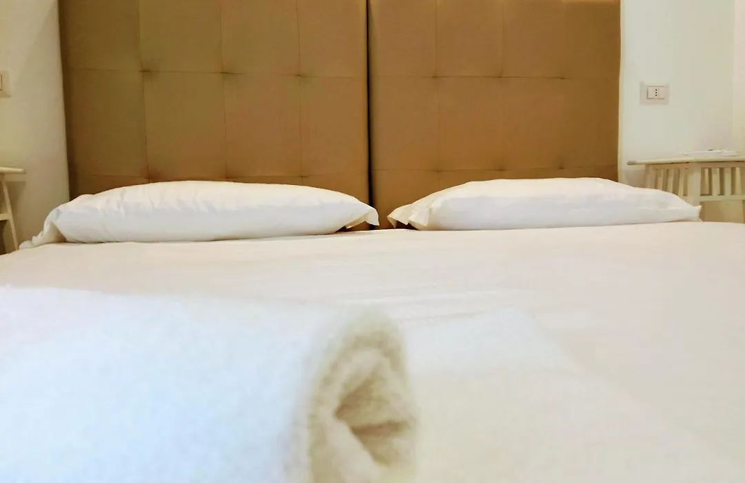 Pigneto Guest House-1