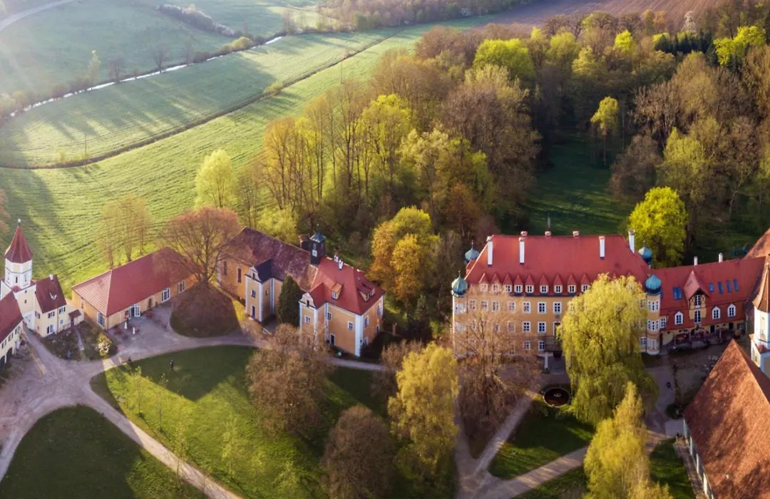 Naturschlosshotel Blumenthal-1