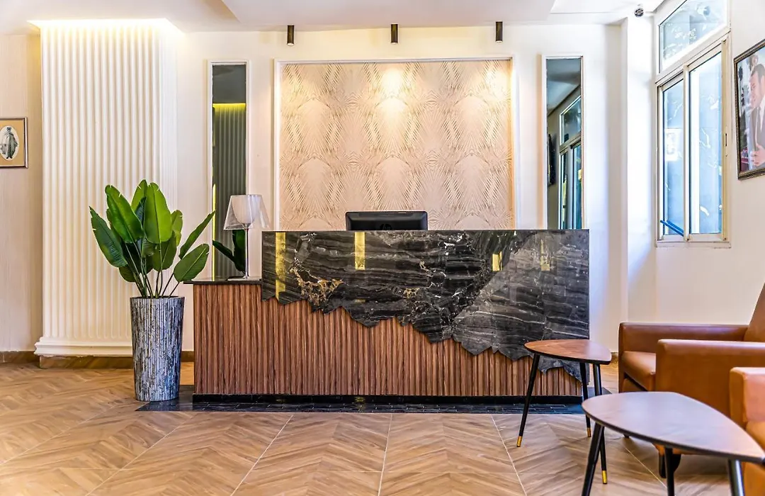 Hotel Les Ambassadeurs-1