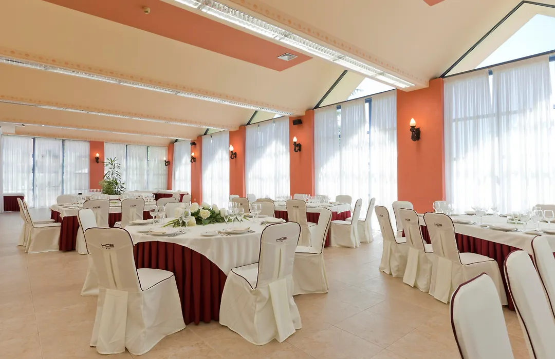 Hotel Ciudad de Burgos-1