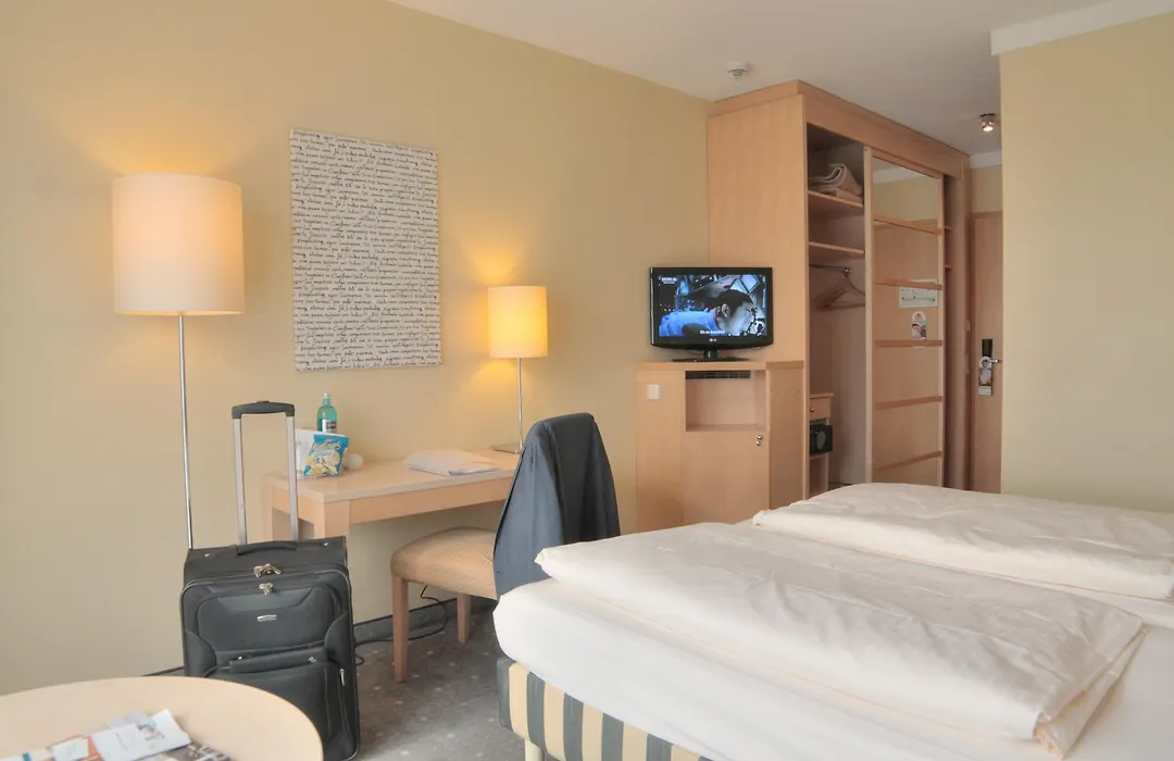 Relexa Hotel Ratingen City-1