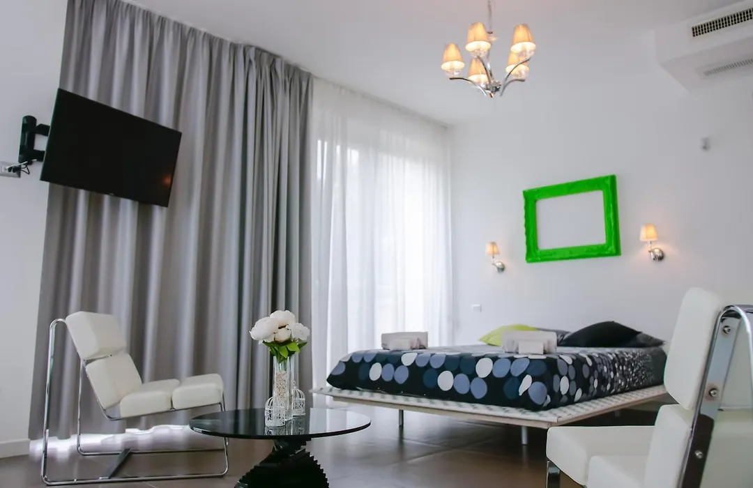 Max Luxury Suite - Servizio Spiaggia Inclusa-1