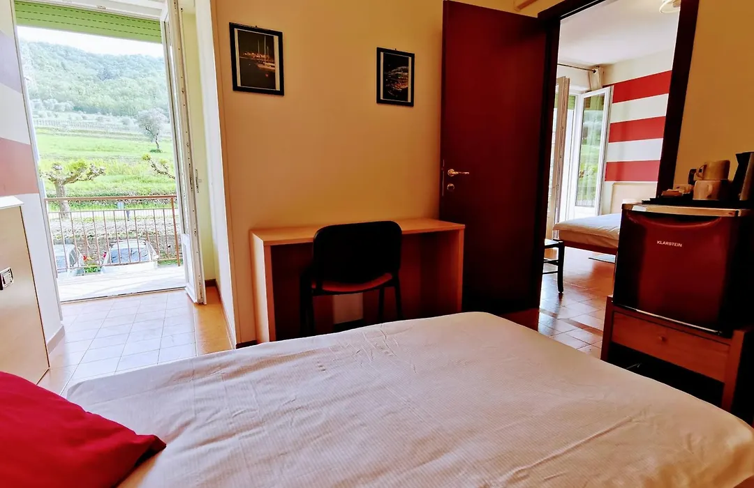 Le Rasole Camere E Ristorante-1