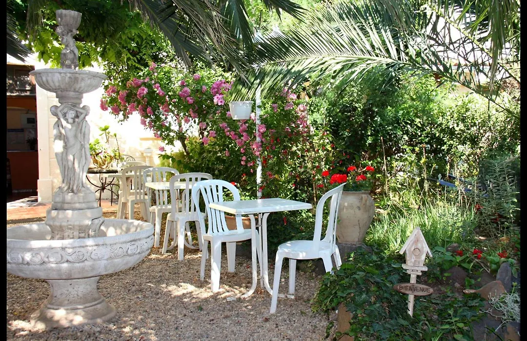 Hôtel Du Patriarche-1