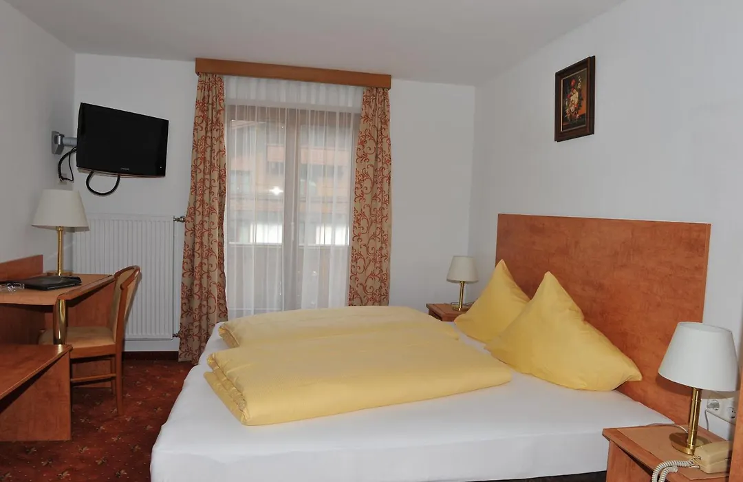 Waldhof-1