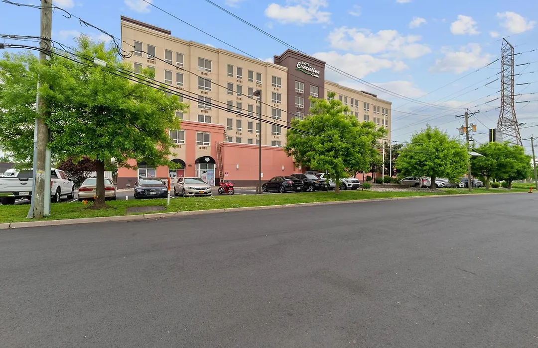 Hotel Executive Suites-1