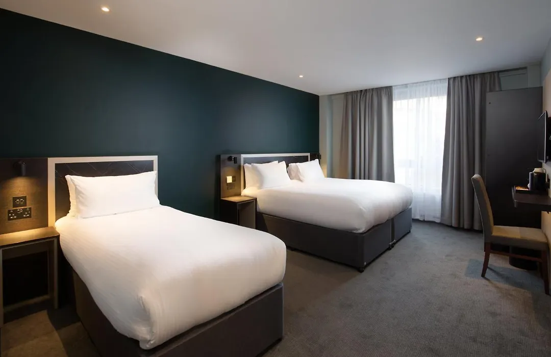 Royal National Hotel-1