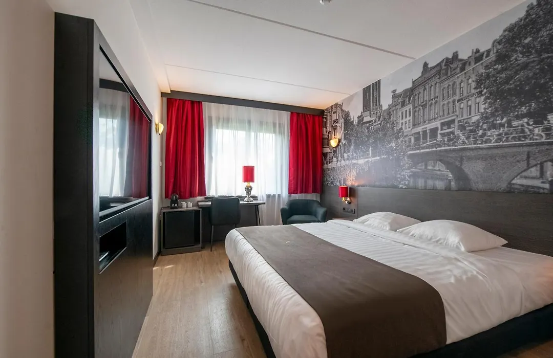 Bastion Hotel Utrecht-1