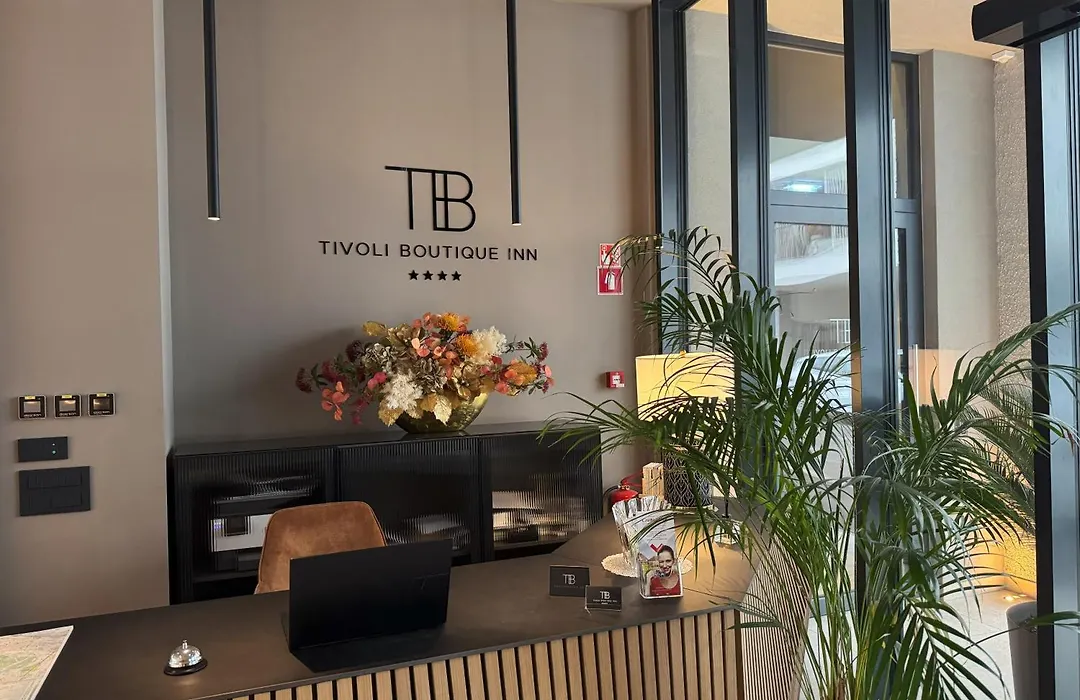 Tivoli Boutique Inn-1