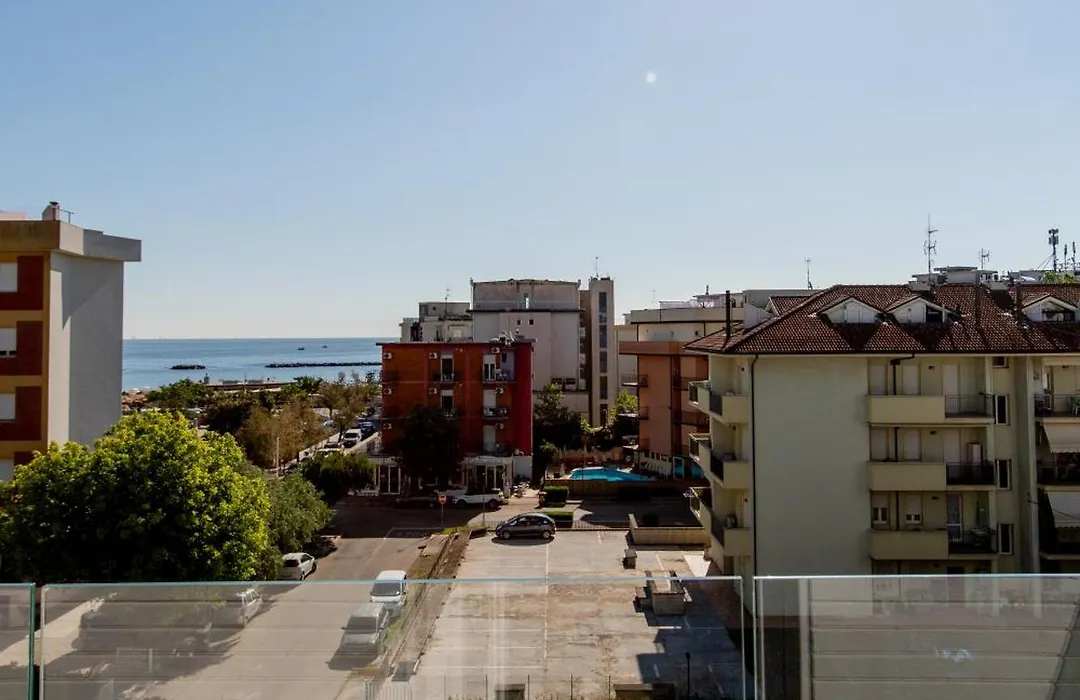 Clubhotel Residence Cesenatico-1