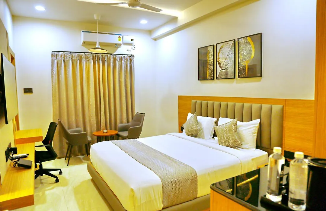 Oak Business Hotel-1