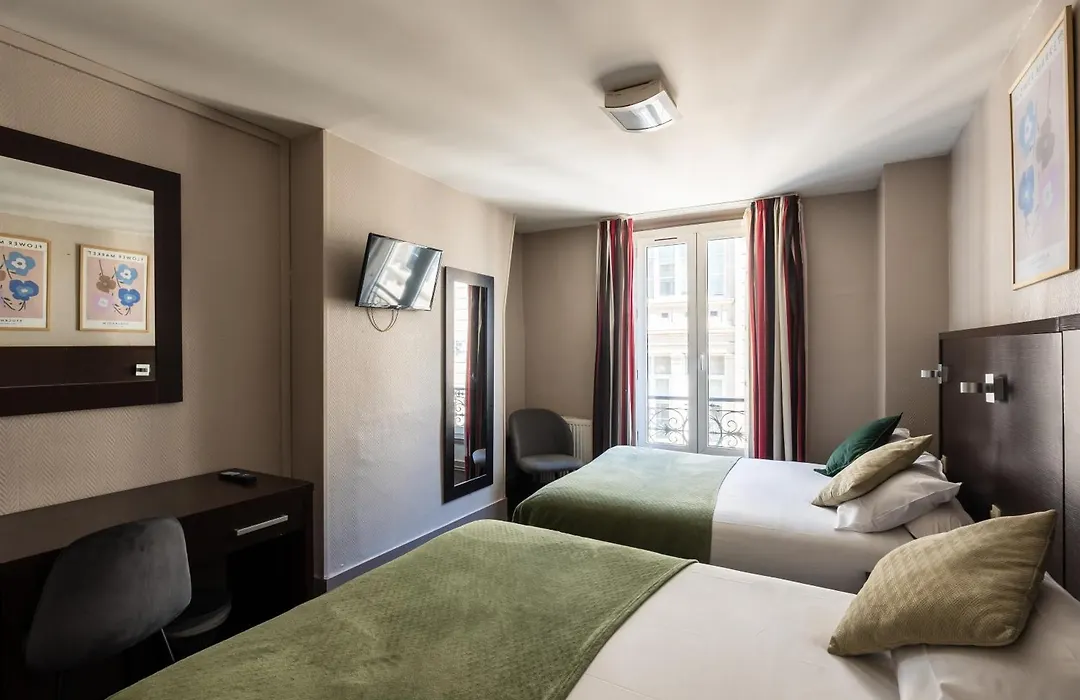 Hotel Bristol Nord Paris-1