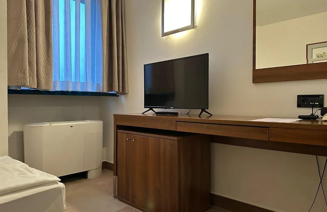 Hotel Laguna Zagreb-1