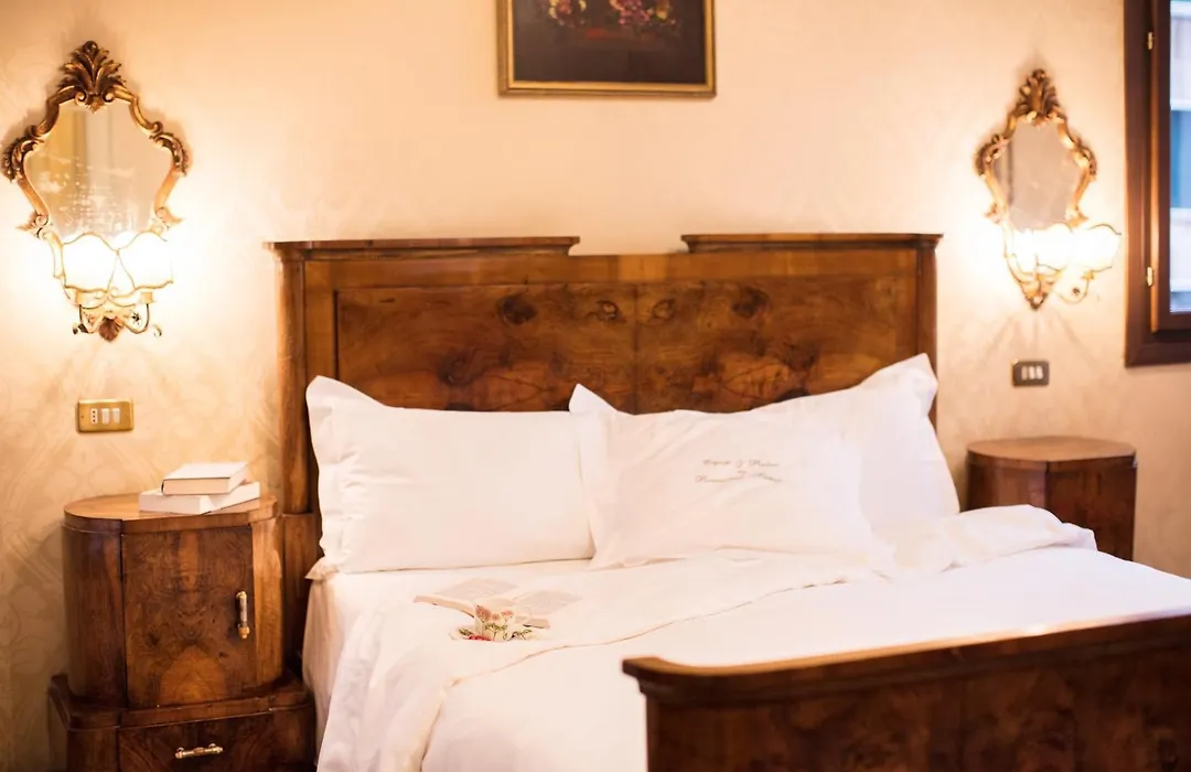 Hotel Flora - By Romanelli Family-1