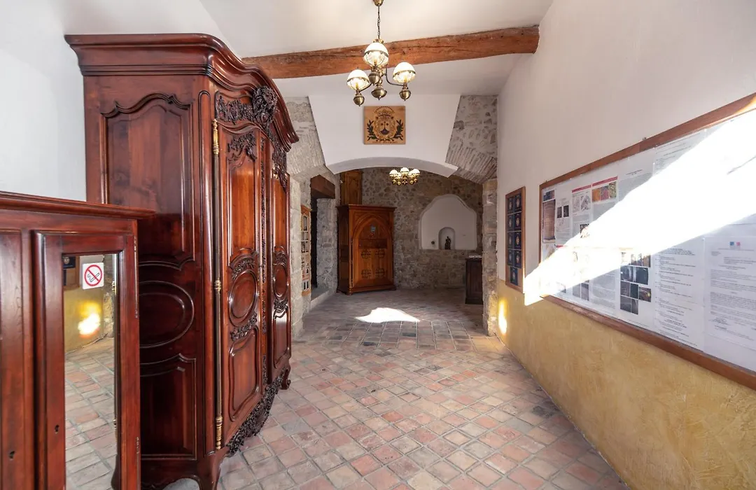 Chambre Du Puits Du Couvent-1
