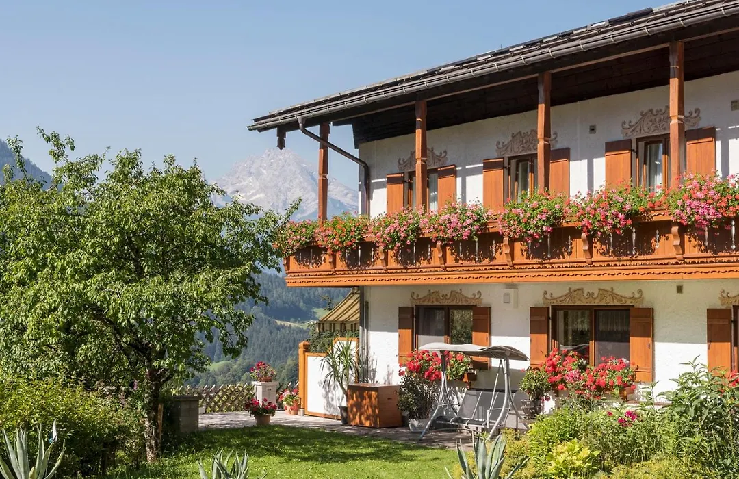 Gästehaus Sonnenbichl-1