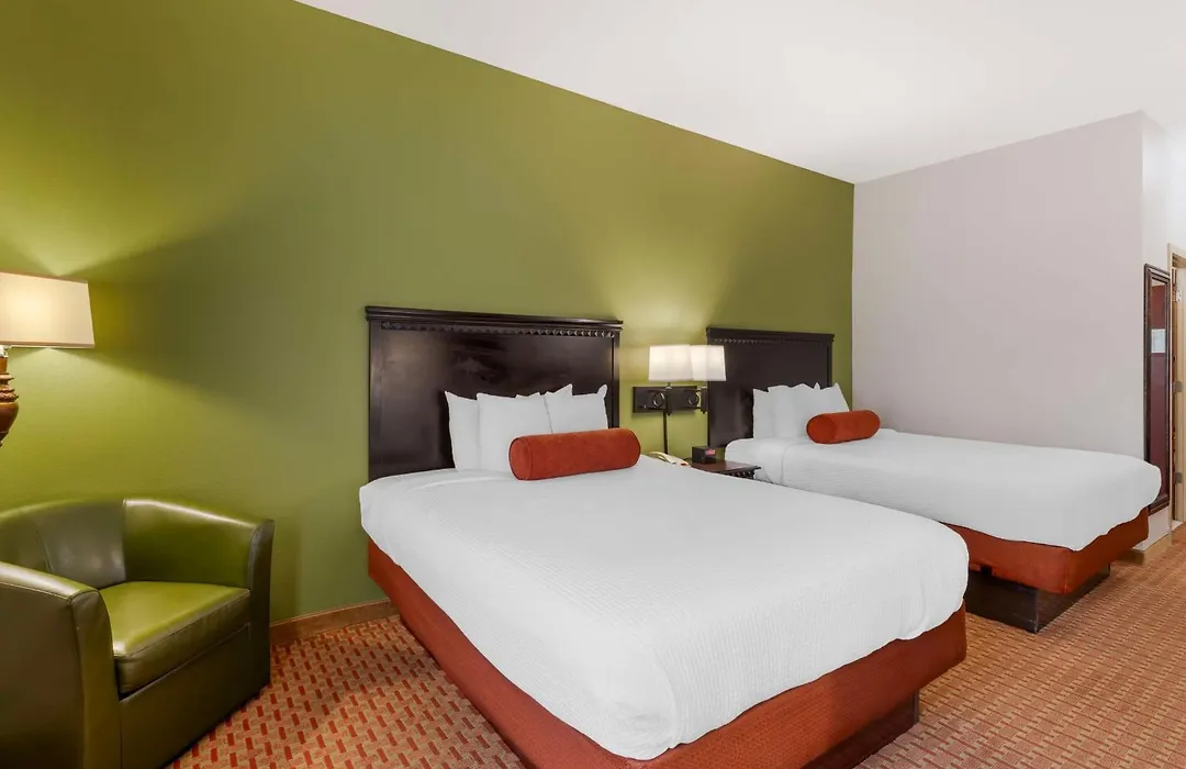 Best Western Plus Hopewell Inn-1