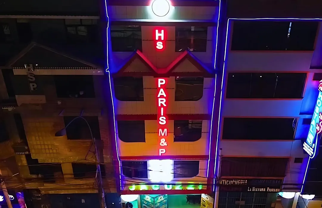 Visita Lima Con Excelente Ubicacion, Wifi Gratis Y Vistas En "Hostal Paris"-1
