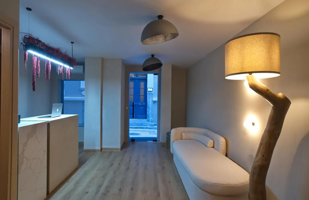 Cityluxe Suites & Rooms-1