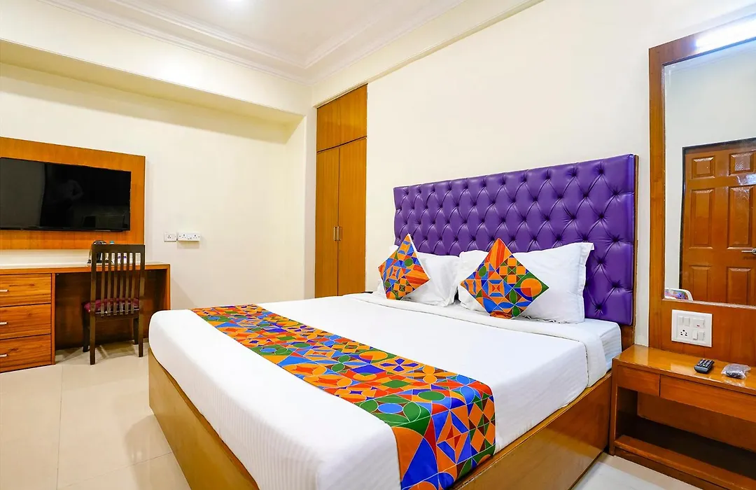 Fabhotel Cruz Royale - Nr- Bandra West-1