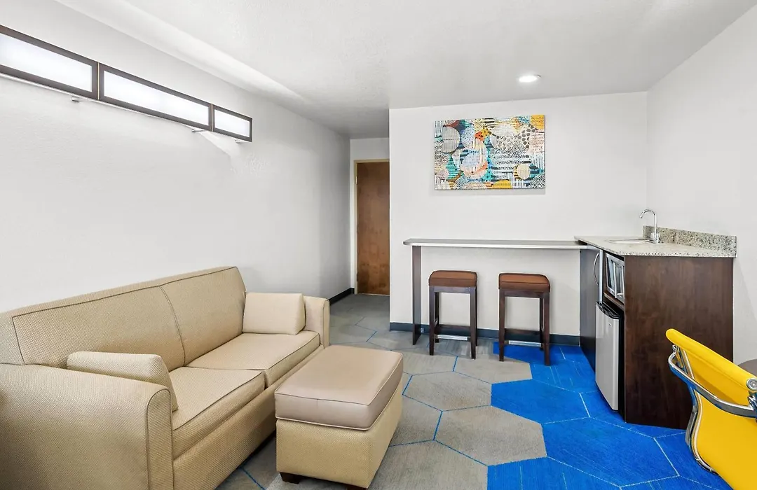 Microtel Inn & Suites By Wyndham Searcy-1