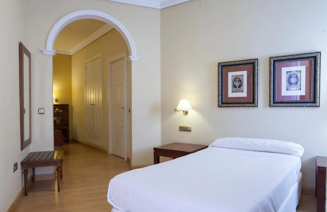 Hotel Cervantes-1