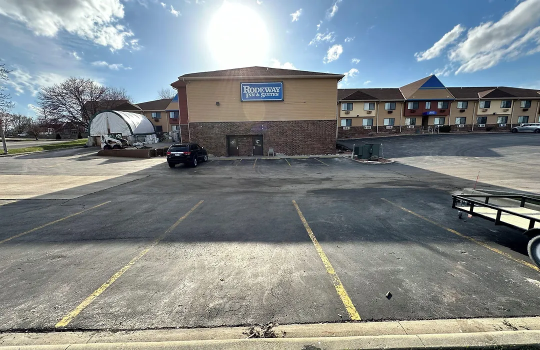 Rodeway Inn & Suites Madison East-1