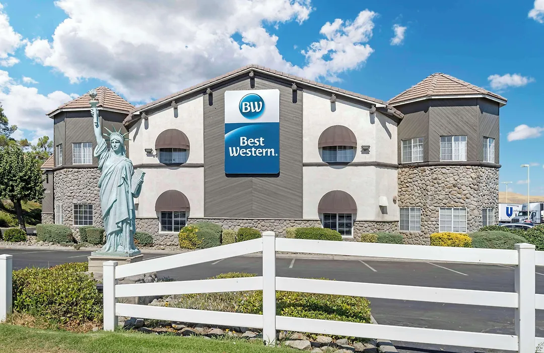 Best Western Liberty Inn-1