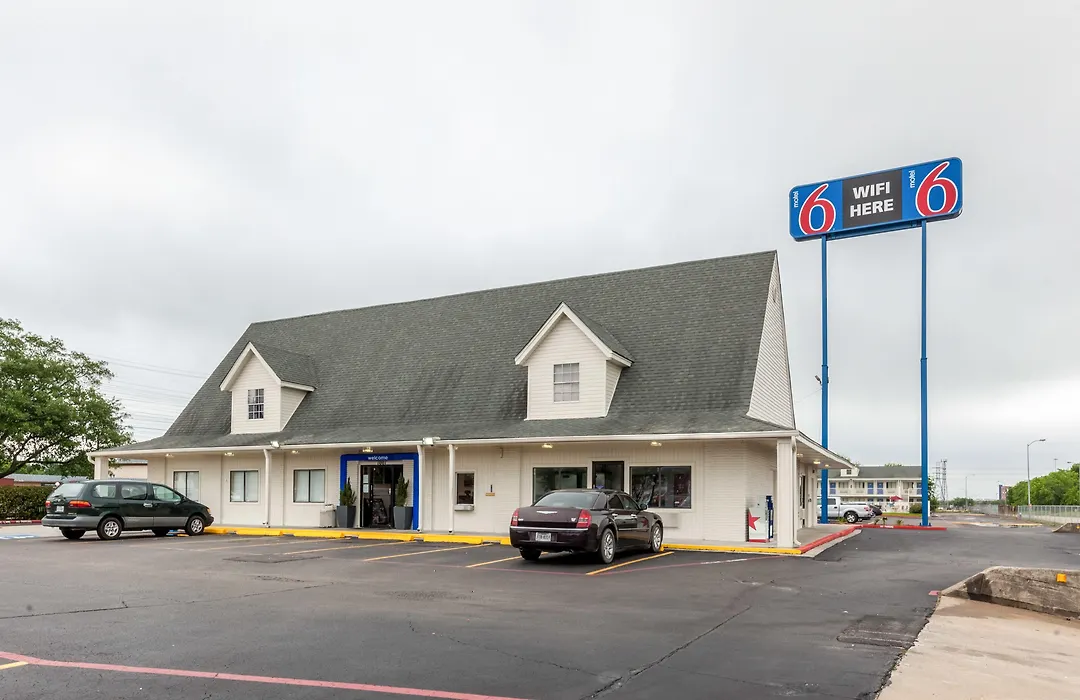 Motel 6-Webster, Tx - Houston - Nasa Lake-1