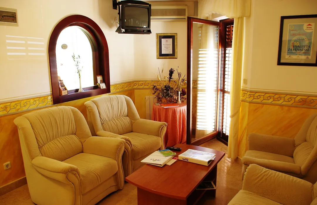 Hotel Villa Letan-1