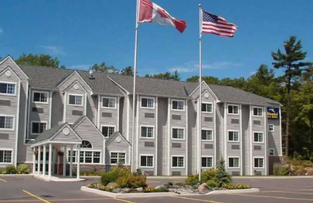Parry Sound Inn And Suites-1