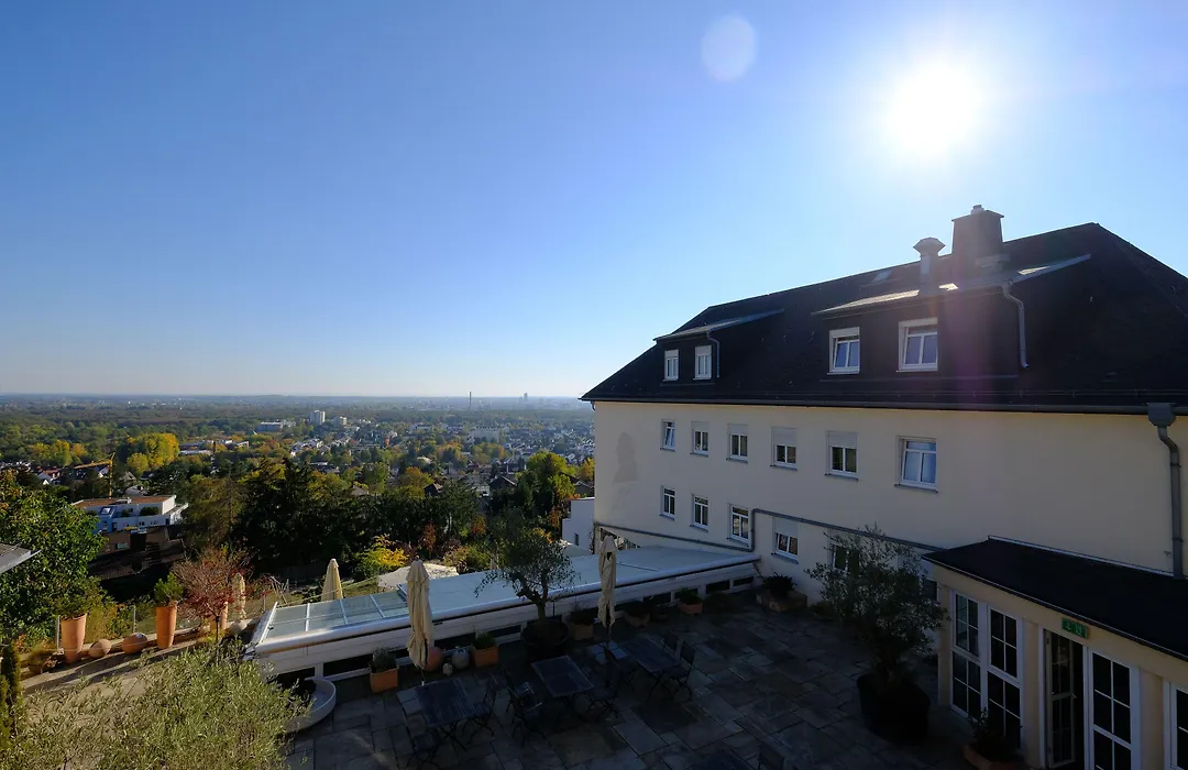 Hotel Schöne Aussicht-1