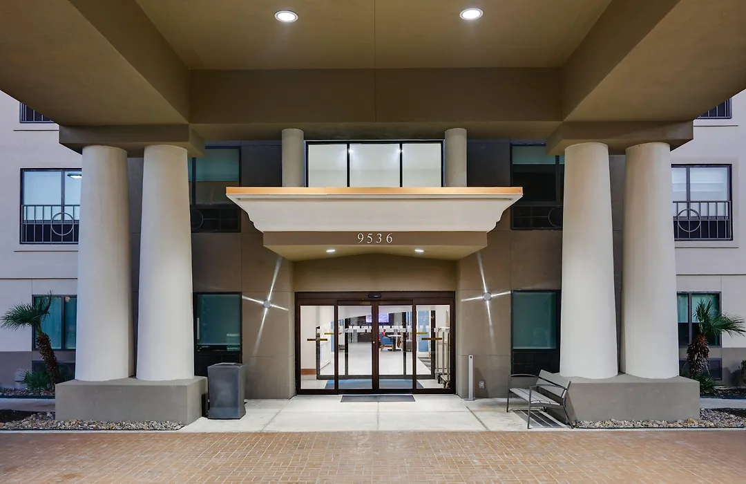 Holiday Inn Express & Suites San Antonio Nw Near Seaworld By Ihg-1