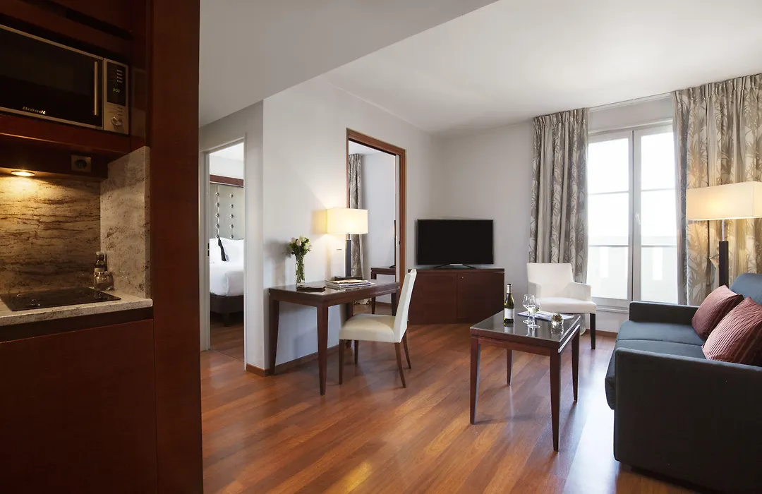 Relais Spa Chessy Val d'Europe-1