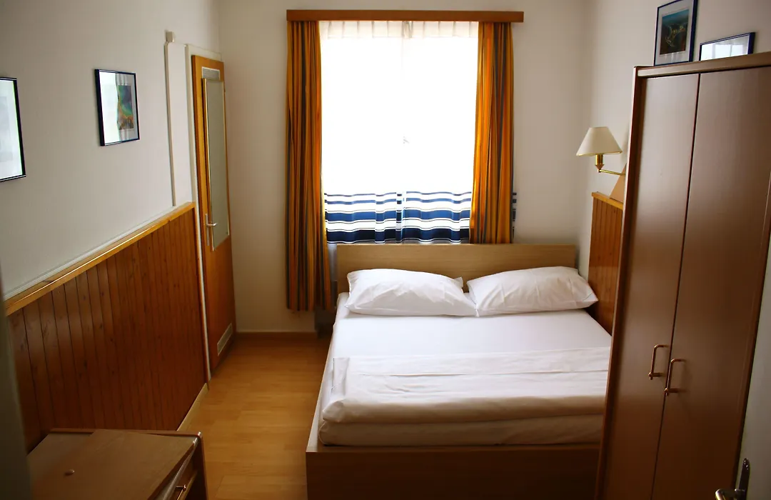 Hotel Rheinfall-1