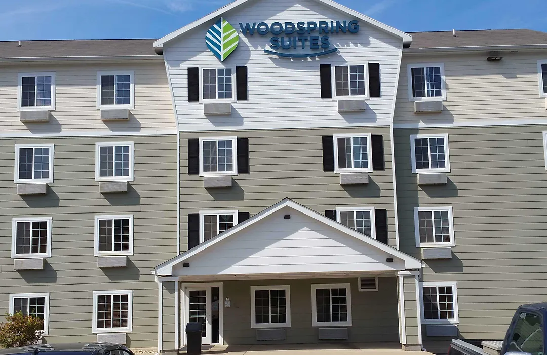 Baymont By Wyndham Dickinson-1