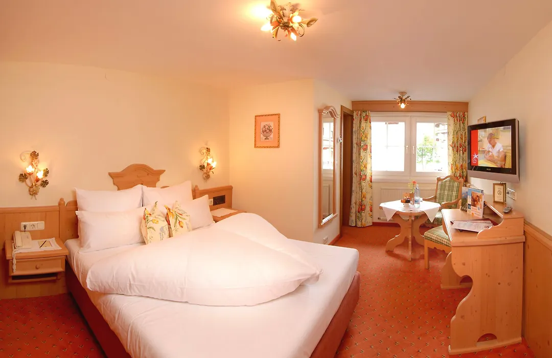 Hotel Alpin Spa Tuxerhof-1