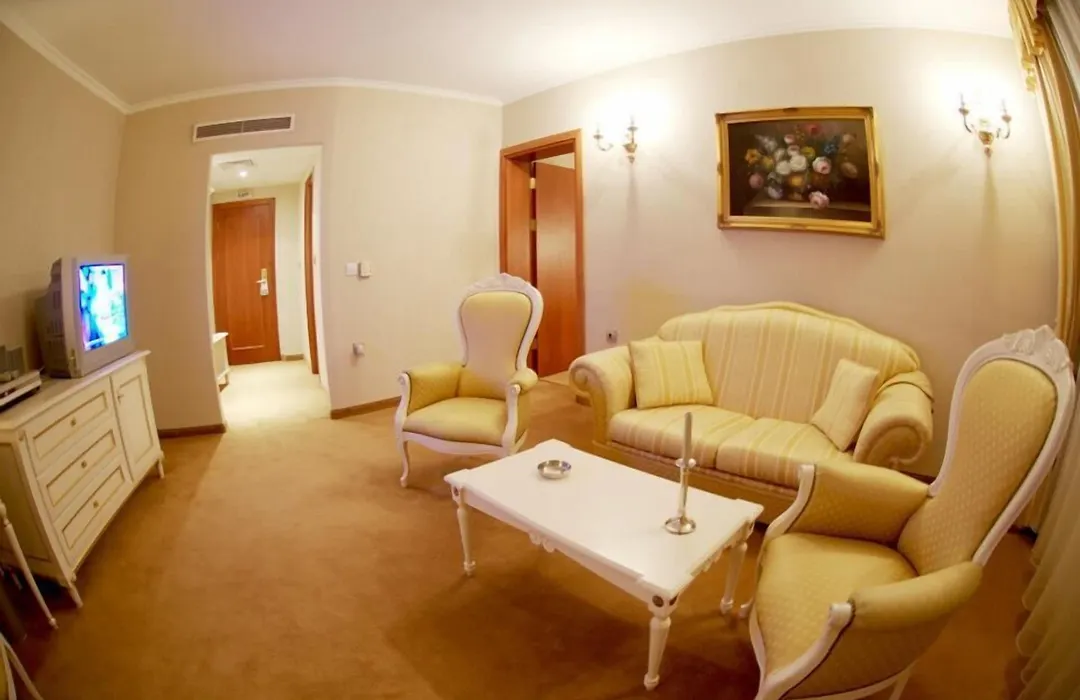 Mirage Hotel-1